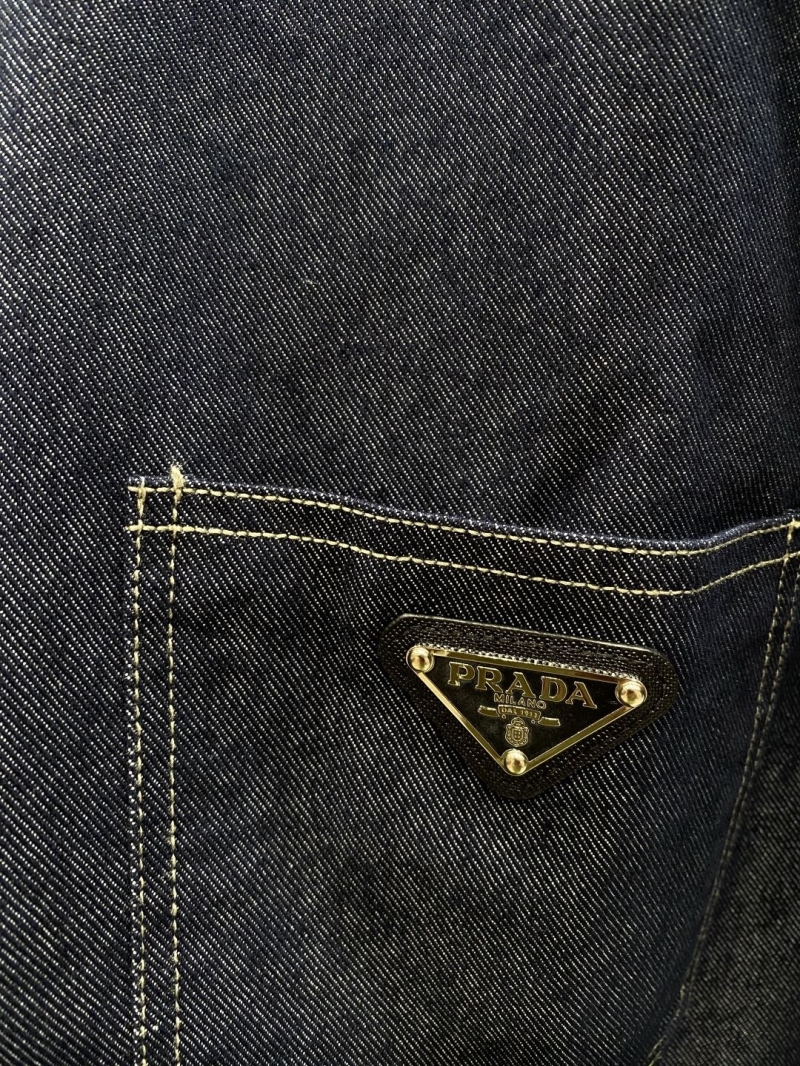 Pra*a jeans